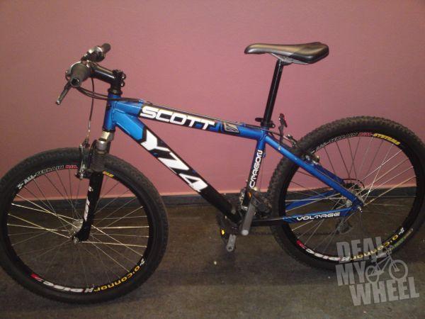 scott yz4 voltage