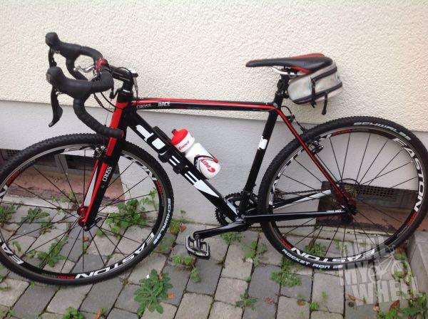 1 Monat altes cube Race Black n red neue & gebrauchte