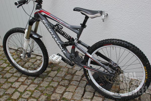 Bergamont Straitline 7.1 Downhill D neue & gebrauchte